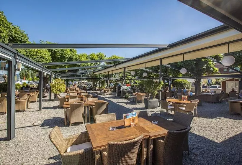 ホテル Rotes Kreuz