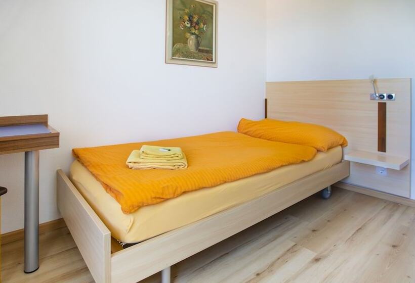 فندق Rotes Kreuz