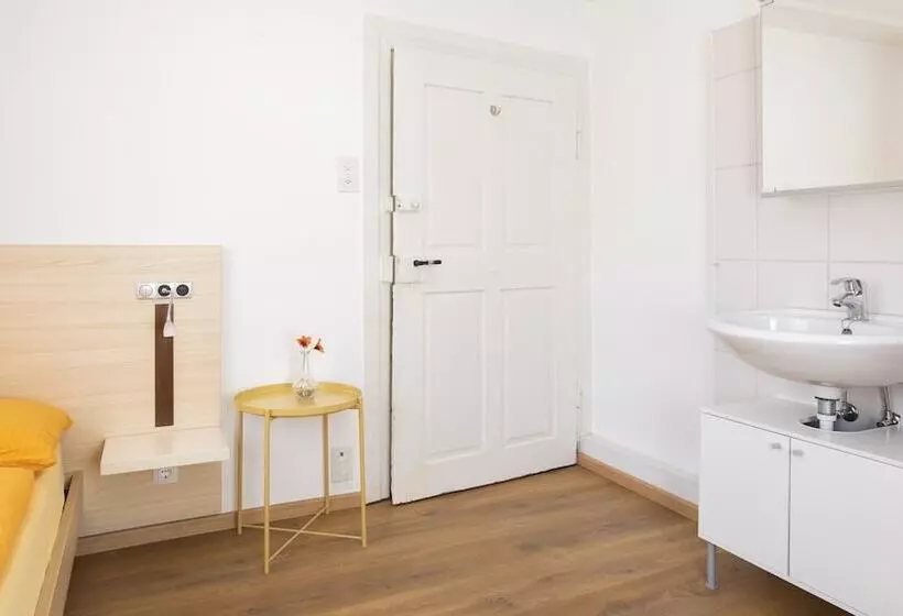 ホテル Rotes Kreuz