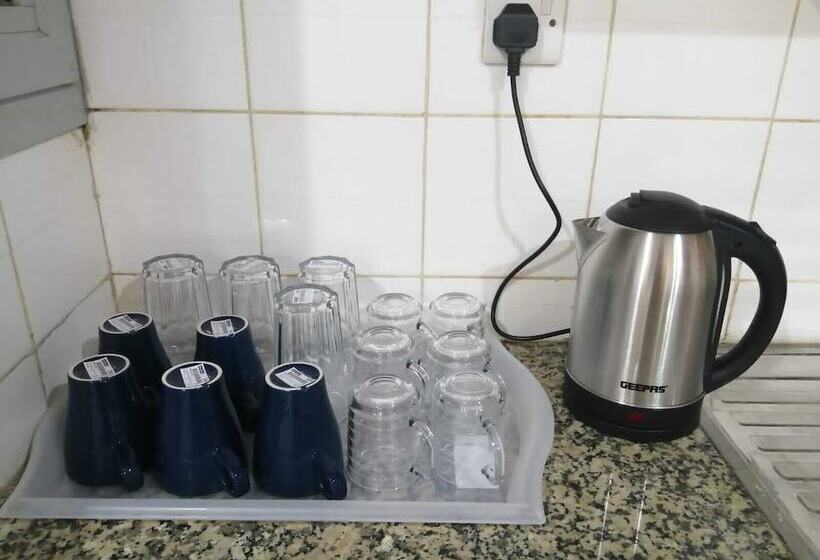 Albarsha 1 Hostel By Phm