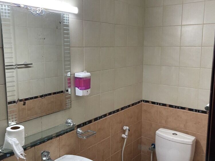 Albarsha 1 Hostel By Phm