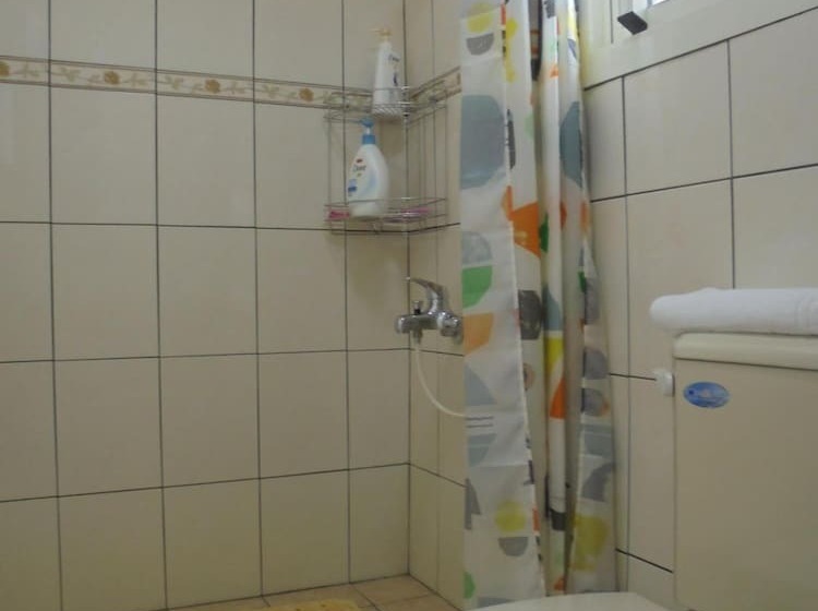 Antique Courtyard B&b