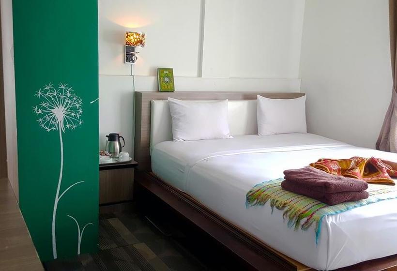 בית מלון כפרי Ananda Syariah Redpartner