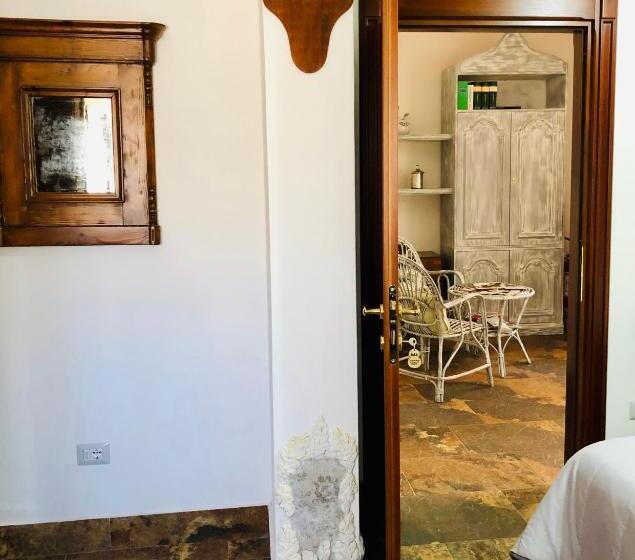 تختخواب و صبحانه Domo All Antico Borgo