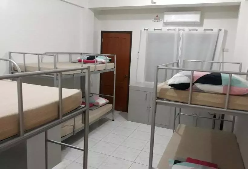 ベッドアンドブレックファースト Jdl Residences Hostel