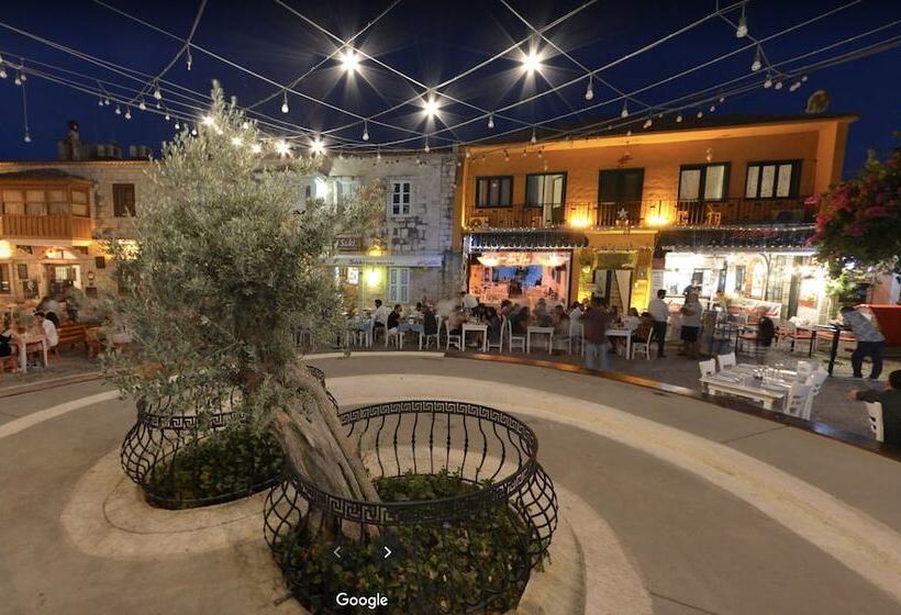 Bed and Breakfast Zer Suites Alaçatı