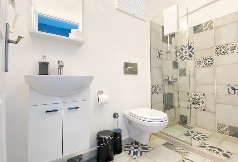 Bed and Breakfast Zer Suites Alaçatı