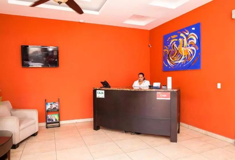 هتل El Viejo Inn