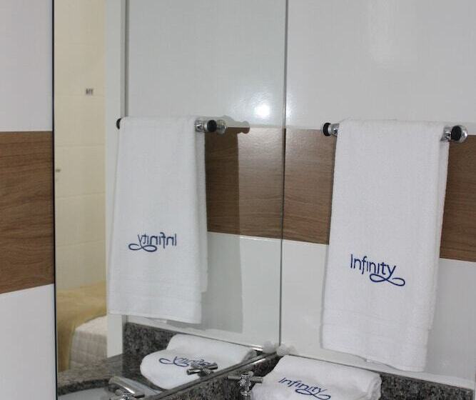 Hotel Infinity