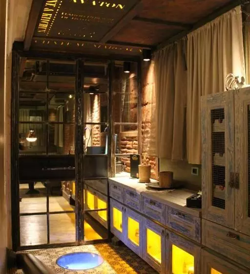 هتل Meri Boutique