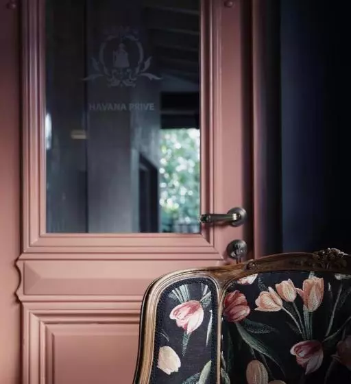 هتل Meri Boutique