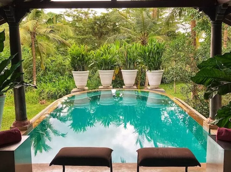 Hotelli Casa Heliconia