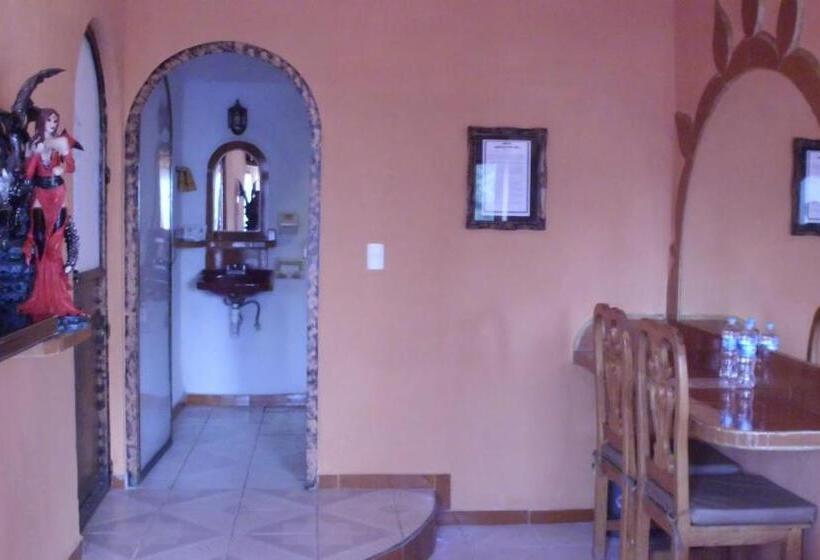 酒店 Castillo Del Rey