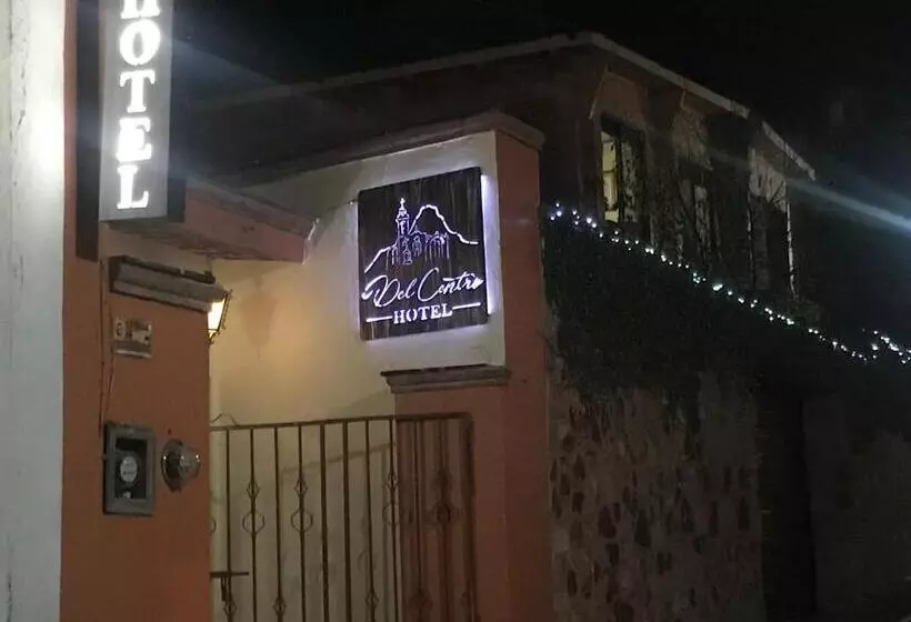 Del Centro Hotel Bernal