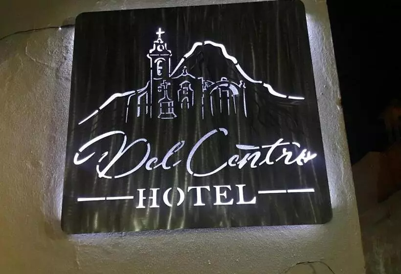 Del Centro Hotel Bernal