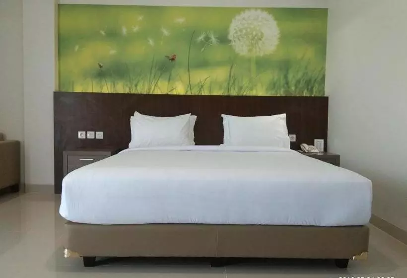 Hotelli Emerald