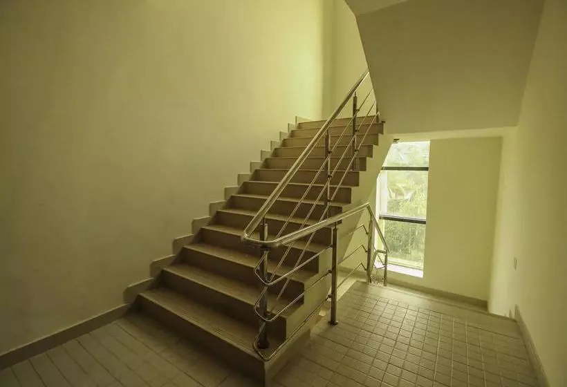 Hotelli Oyo 10301 Home 1bhk Benaulim Beach