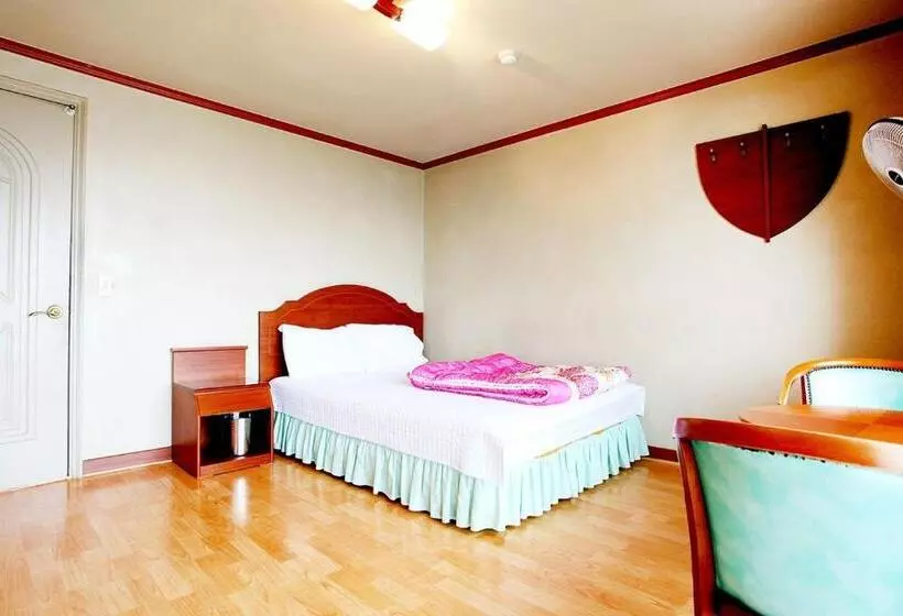 Sun Motel