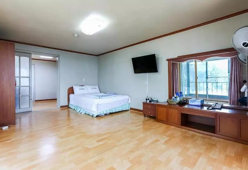 Sun Motel
