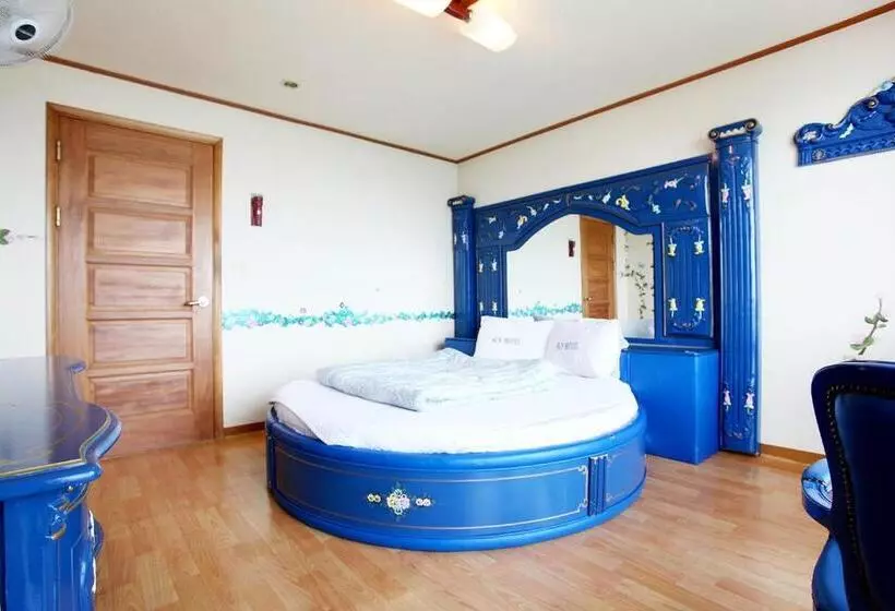 Sun Motel