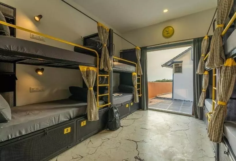 The Hosteller Goa, Mandrem