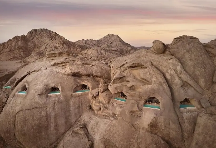 Desert Rock Resort