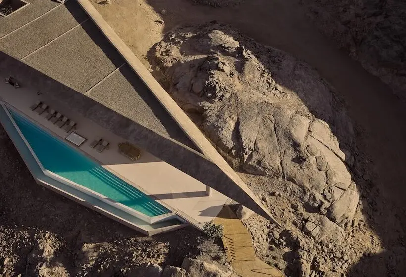 Desert Rock Resort