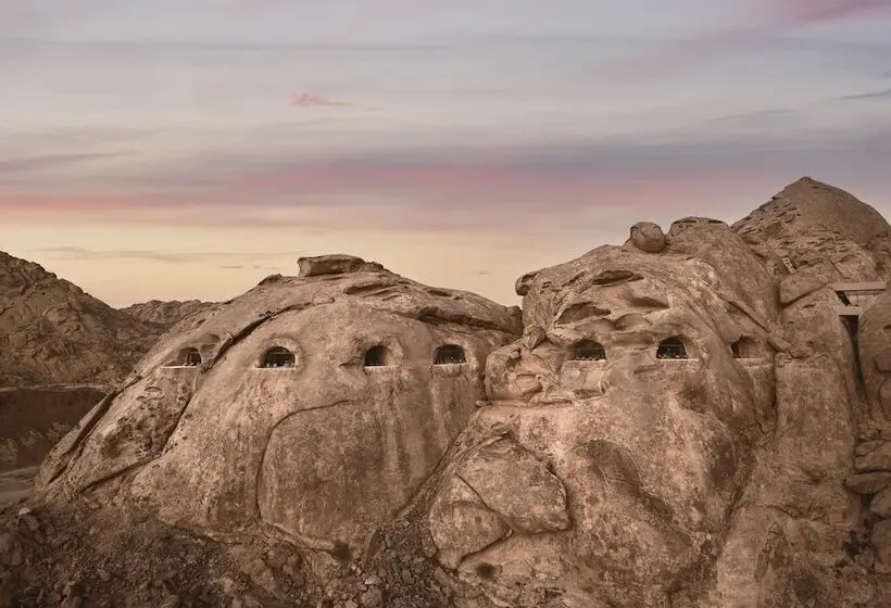 Desert Rock Resort