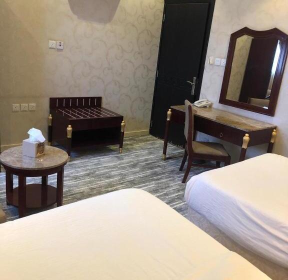 Отель Concord Plaza