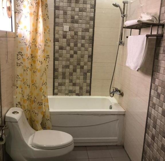 Отель Concord Plaza