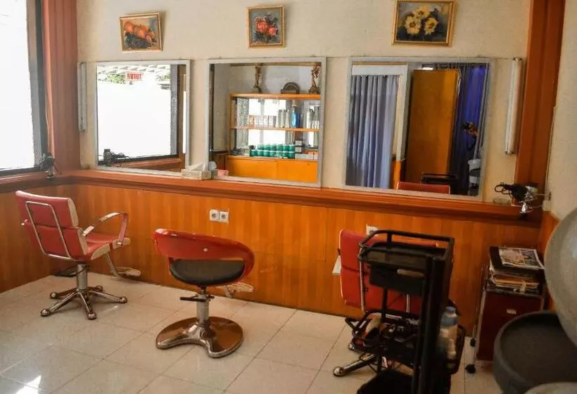 ホテル Indra Toraja