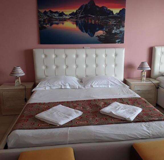 ホテル Odhisea Qeparo