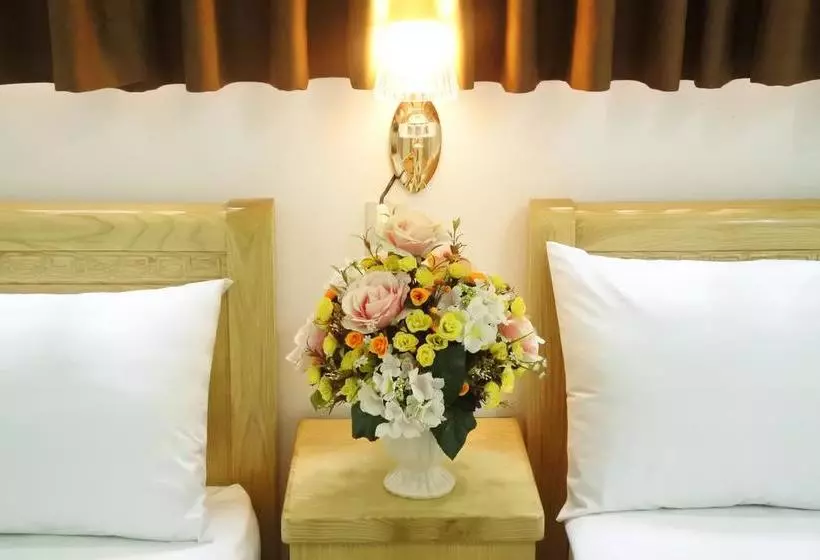 هتل Trúc Hưng Nha Trang