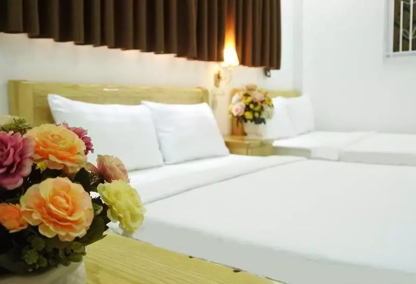 هتل Trúc Hưng Nha Trang