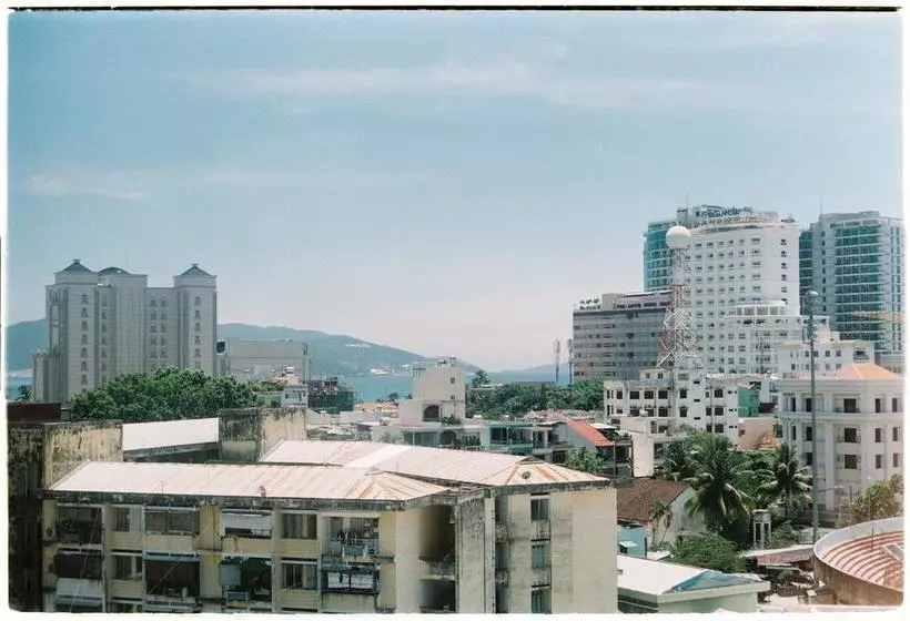 هتل Trúc Hưng Nha Trang