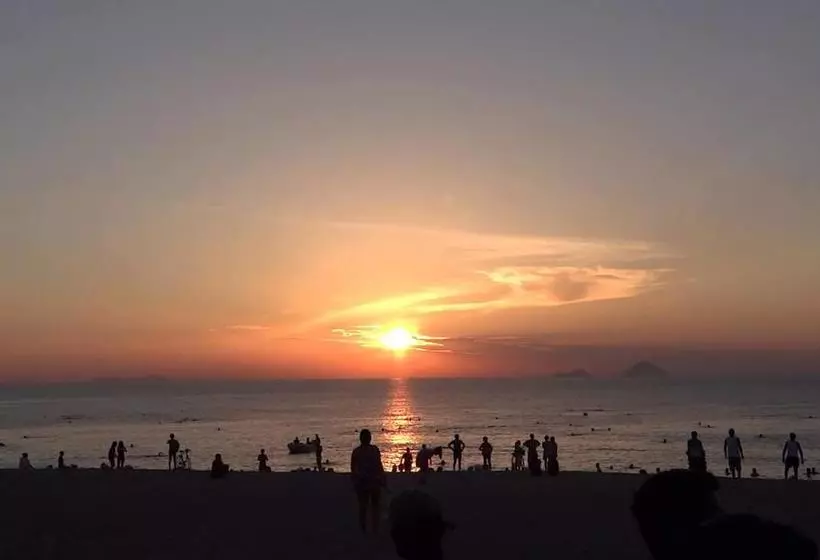 هتل Trúc Hưng Nha Trang