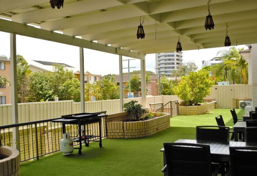 فندق على الطريق Gold Coast Inn