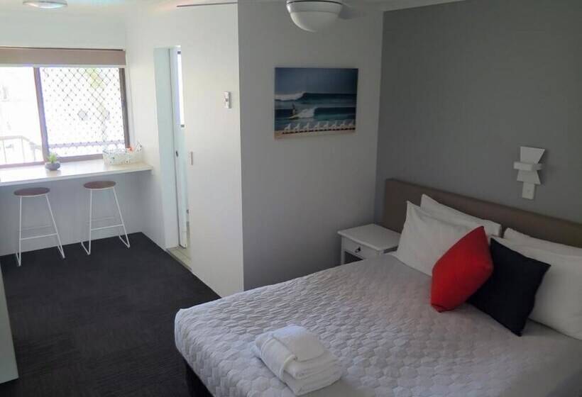 فندق على الطريق Gold Coast Inn