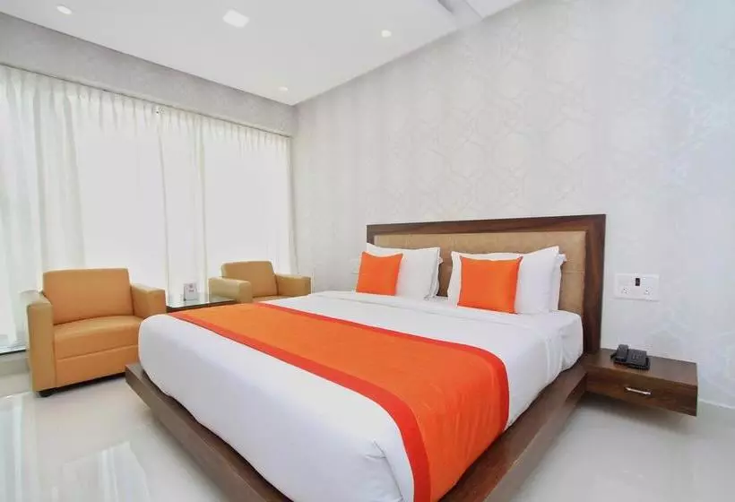 Oyo 10324 Hotel Prince Inn