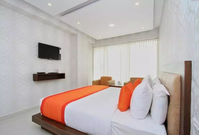 Oyo 10324 Hotel Prince Inn