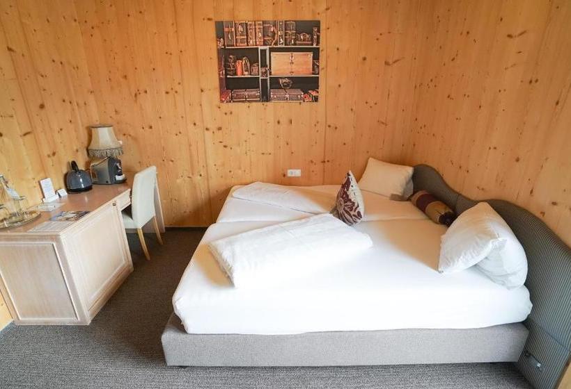 호스텔 Falken Horst Lienz