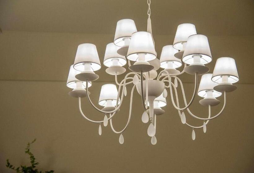 تختخواب و صبحانه Antica Dimora Luxury Rooms