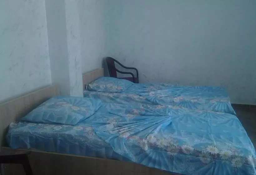 تختخواب و صبحانه Merab House