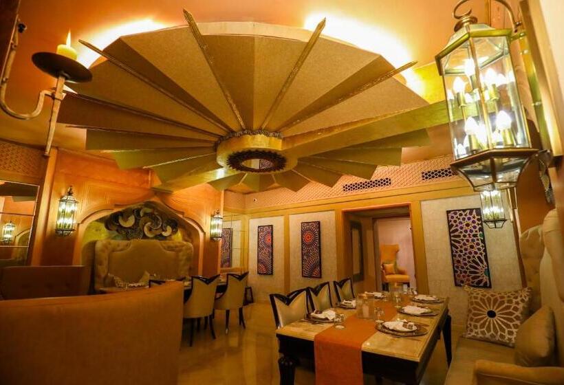 هتل Pramod House Of Classics