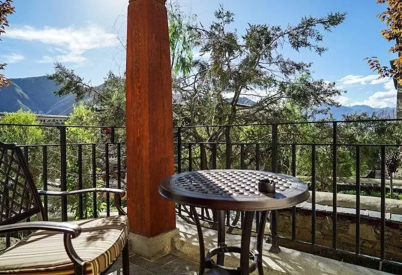 ホテル Songtsam Choskyi Linka Lhasa