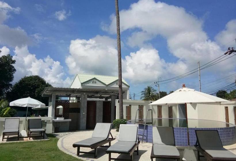 The Corner Transit Hostel