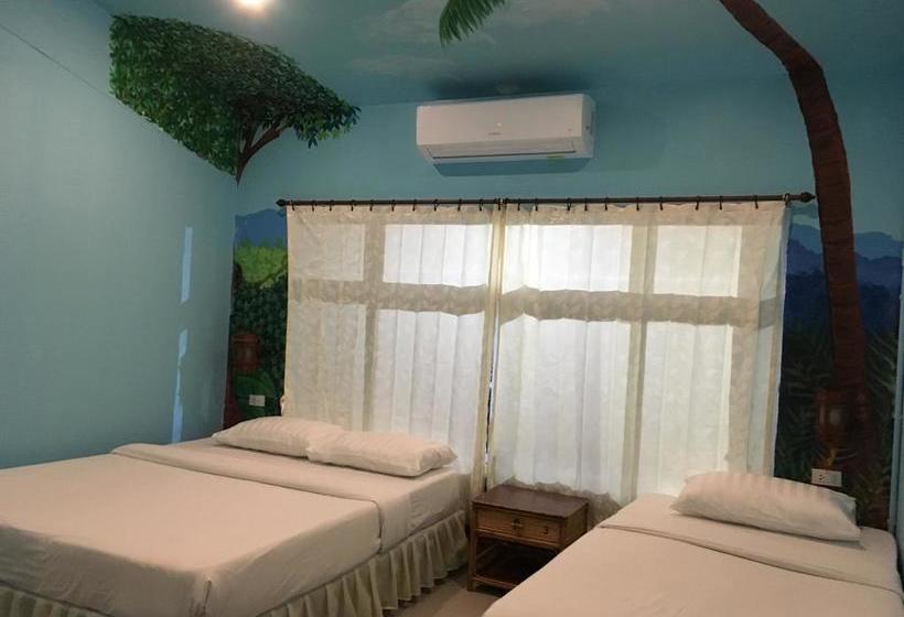 The Corner Transit Hostel