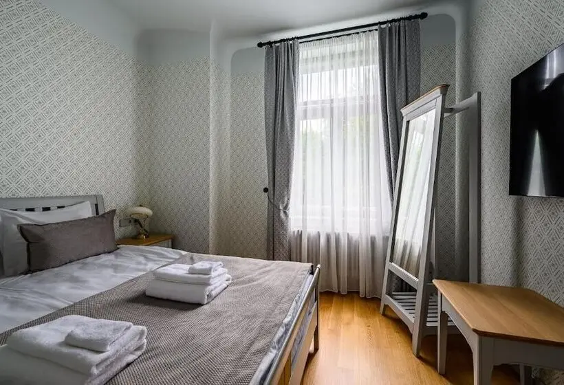 Roze Kå«rmäjas Residence