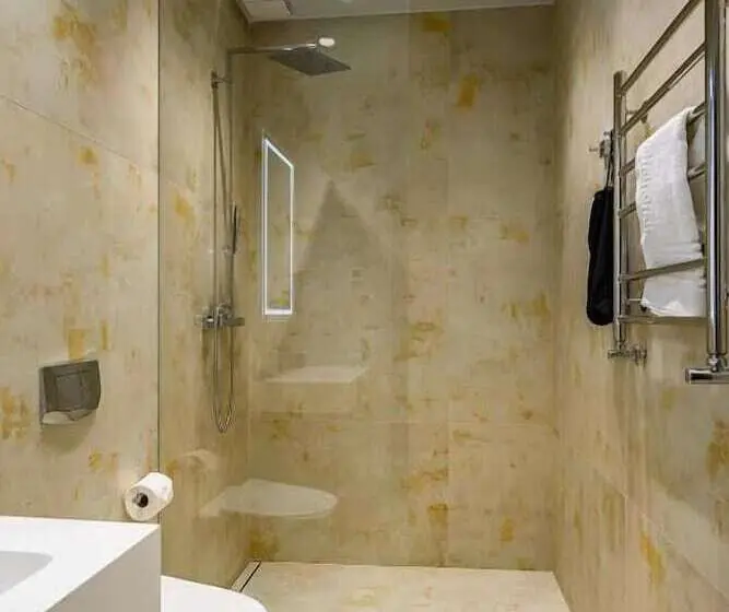 Roze Kå«rmäjas Residence