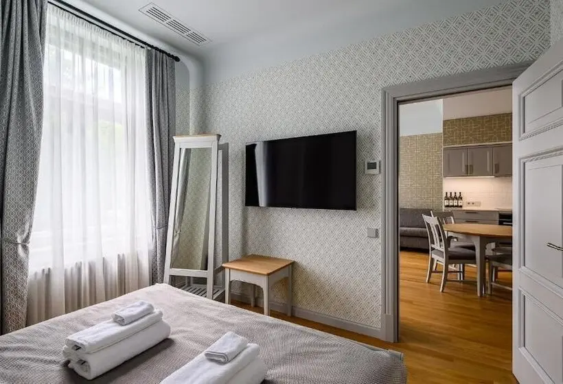 Roze Kå«rmäjas Residence